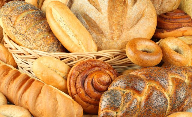 Резко сокращается потребление хлеба