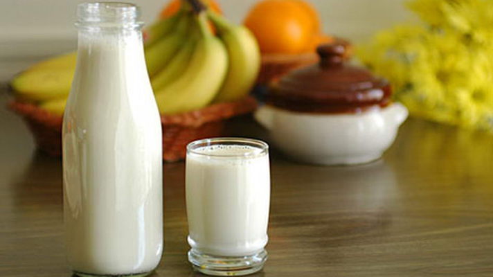 Учёные не рекомендуют обезжиренное молоко