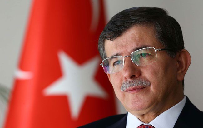 Премьер Турции Давутоглу подал в оставку